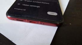 Mint
													Motorola Razr Ultra (2025) - Unlocked, PANTONE Rio Red, 512 GB, 16 GB, photo 4 of 12