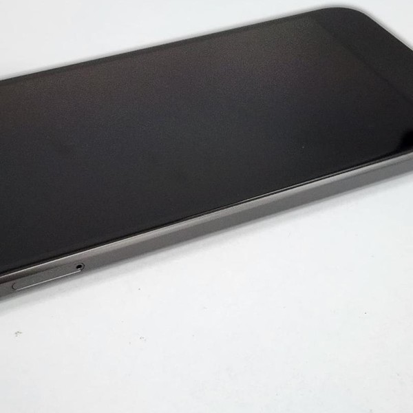 Google Pixel XL - Unlocked, 32 GB, Silver, 4 GB, Google Edition