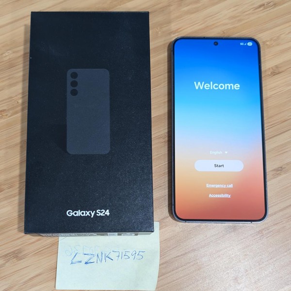 Samsung Galaxy S24 - Unlocked, 256 GB, Gray, 8 GB, SM-S921U1