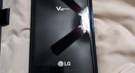 Good
													LG V40 ThinQ - T-Mobile, Black, LM-V405TA, photo 4 of 14