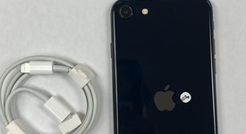 Mint
													Apple iPhone SE 3rd Gen 2022 - Unlocked, Midnight, 64 GB, A2595, photo 1 of 10