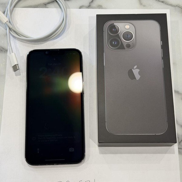 Apple iPhone 13 Pro - Unlocked, Graphite, 256 GB, A2483