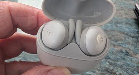 Used
													Google Pixel Buds A-Series - White, photo 2 of 3