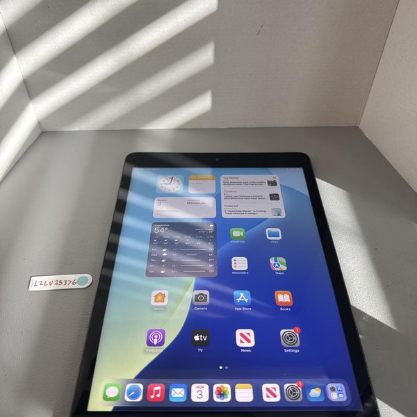 Apple iPad 9th Gen - Unlocked, 64 GB, Gray, A2603