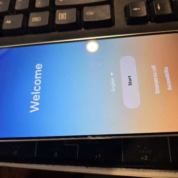 Samsung Galaxy S24 - Unlocked, 256 GB, Gray, 8 GB, SM-S921U1