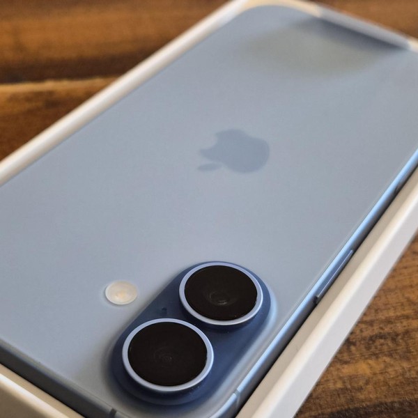 Apple iPhone 17 - T-Mobile, 256 GB, Mist Blue, A3258