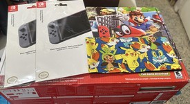 Good
													Nintendo Switch - Red, 32 GB, Mario Red Edition, photo 1 of 34