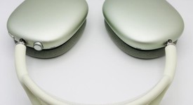 Used
													Apple AirPods Max - Green, photo 5 of 9