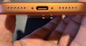 Mint
													Apple iPhone 17 Pro Max - Unlocked, Cosmic Orange, 256 GB, A3257, photo 4 of 8