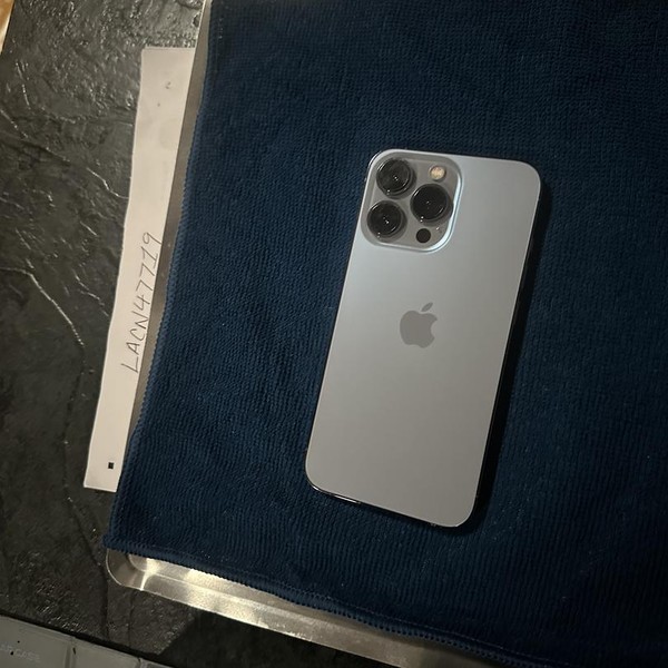 Apple iPhone 13 Pro - Unlocked, 256 GB, Sierra Blue, A2483