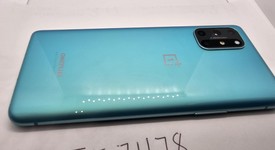 Fair
													OnePlus 8T - Unlocked, Green, 128 GB, 8 GB, photo 5 of 5