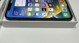 Mint
													Apple iPhone 13 - Verizon, Midnight, 128 GB, A2482, photo 5 of 12