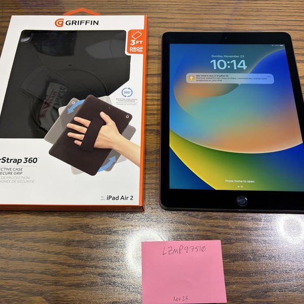 Apple iPad Pro 9.7 inch - Wi-Fi, 128 GB, Gray, A1673