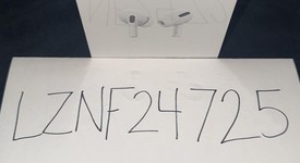 New
													Apple AirPods Pro - MagSafe Case, photo 1 of 6