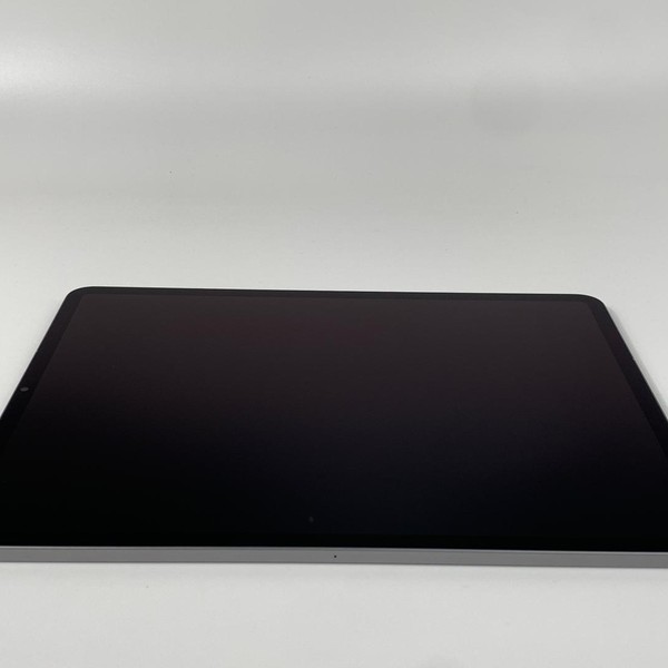 Apple iPad Pro 12.9 inch 6th Gen 2022 - Wi-Fi, 256 GB, Silver