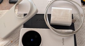 Good
													Vivo X200 Ultra - Unlocked Non-US, Red, 512 GB, 16 GB, photo 2 of 5