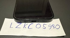 Good
													Apple iPhone 16 - Unlocked Non-US, Black, 128 GB, A3287, photo 3 of 6