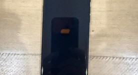 Good
													Apple iPhone SE 3rd Gen 2022 - Unlocked, Midnight, 64 GB, A2595, photo 5 of 6