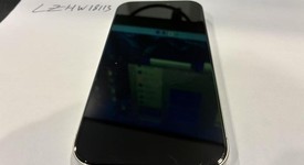 Mint
													Apple iPhone 16 Pro - Unlocked, White, 256 GB, A3083, photo 3 of 15
