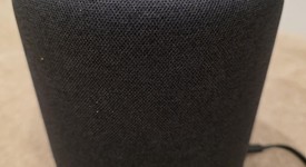 Mint
													Amazon Echo Studio, photo 4 of 9