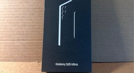New
													Samsung Galaxy S25 Ultra - Unlocked, Black, 1 TB, 12 GB, SM-S938U1, photo 2 of 3