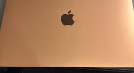 Good
													MacBook Air 2020 - 13" - I3, Gold, 256 GB, 8 GB, photo 2 of 11