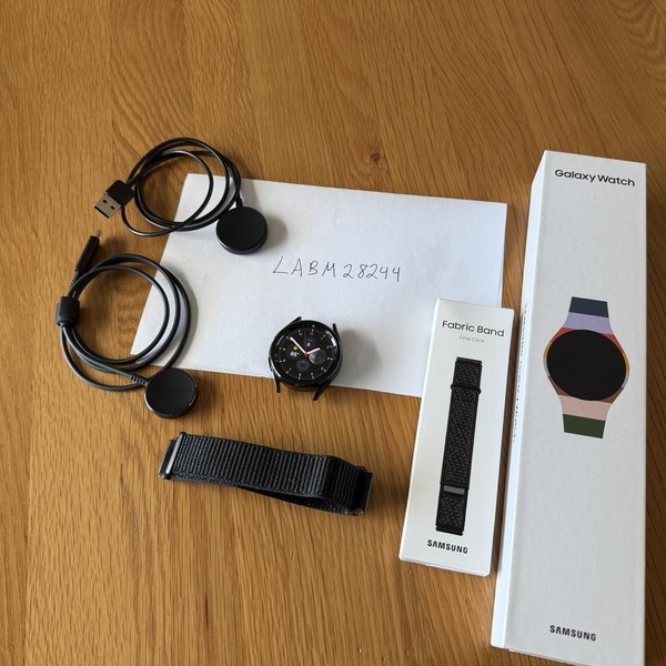 Samsung Galaxy Watch6 Classic - Wi-Fi, Black, 43mm