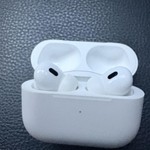 Used Apple AirPods Pro 2 - USB-C