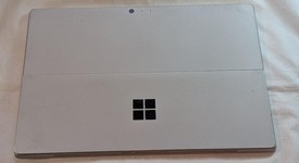 Good
													Microsoft Surface Pro 5 (2017) - Wi-Fi, Silver, 128 GB, 4 GB, photo 6 of 6