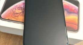 Good
													Apple iPhone Xs - Unlocked, Gold, 64 GB, A1920, photo 1 of 14