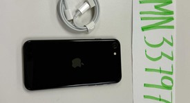Mint
													Apple iPhone SE 3rd Gen 2022 - Unlocked, Midnight, 64 GB, A2595, photo 6 of 6