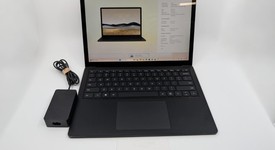 Good
													Microsoft Surface Laptop 3 - I5, Black, 256 GB, 8 GB, 13.5", photo 3 of 7