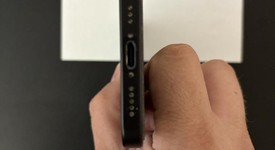 Mint
													Apple iPhone 15 - Unlocked, Black, 128 GB, A2846, photo 4 of 12