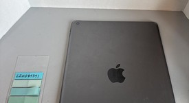 Good
													Apple iPad 9th Gen - Wi-Fi, Gray, 64 GB, A2602, photo 3 of 5