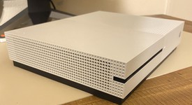 Good
													Xbox One S (2016) - White, 500 GB, photo 2 of 7