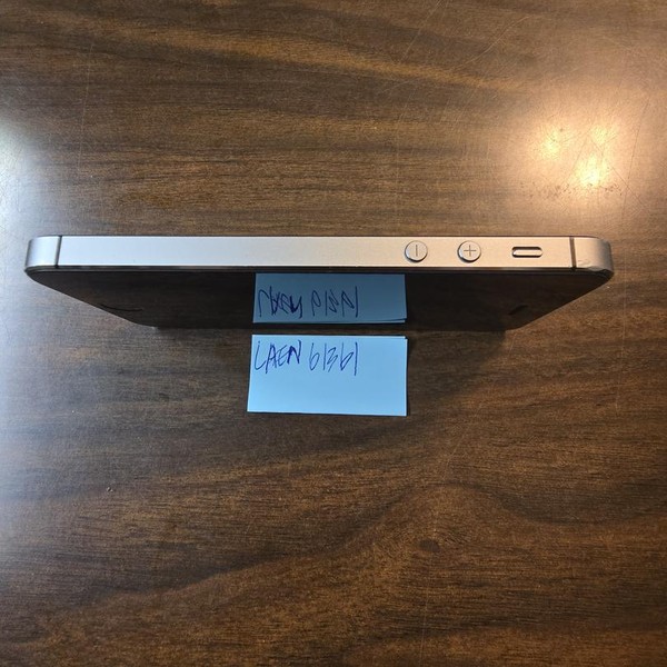 Apple iPhone 5S - Unlocked, 32 GB, Gray, A1533, GSM