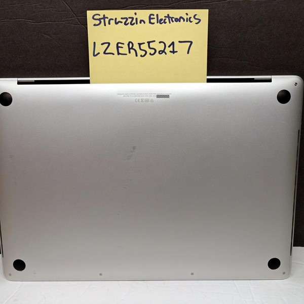 MacBook Pro 2019 - 15 inch - 512 GB, Silver, 16 GB, Intel Core i7