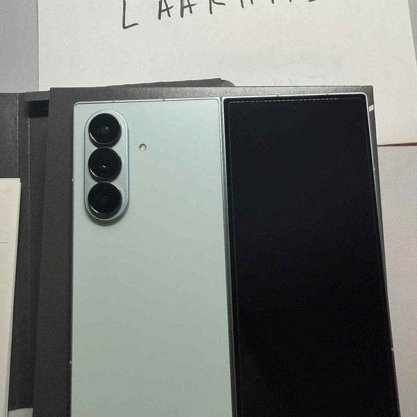 Samsung Galaxy Z Fold7 - Unlocked, 512 GB, Mint, 12 GB, SM-F966U1