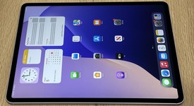 Good
													Apple iPad Air 13" (M3) 2025 - Unlocked, Purple, 128 GB, photo 4 of 7