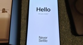 Mint
													OnePlus 13 - Unlocked, Black Eclipse, 512 GB, 16 GB, photo 4 of 9