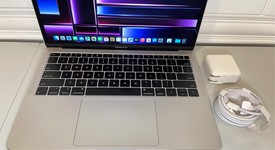 Good
													MacBook Air 2019 - 13" - I5, Gray, 128 GB, 16 GB, photo 4 of 10