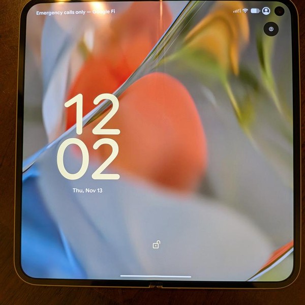 Google Pixel 9 Pro Fold - Unlocked, 256 GB, Porcelain, GGH2X