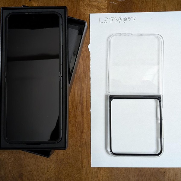 Samsung Galaxy Z Flip6 - Unlocked, 512 GB, Black, 12 GB, SM-F741U1