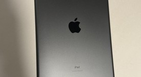 Good
													Apple iPad 9th Gen - Unlocked, Gray, 64 GB, A2603, photo 3 of 7