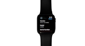 Good
													Apple Watch Series 5 40mm - Unlocked, Gray, A2094 Cellular, Aluminum, photo 1 of 3