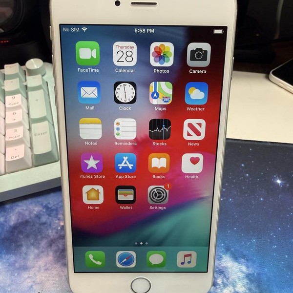 Apple iPhone 6 Plus - Unlocked, 128 GB, Silver, A1522
