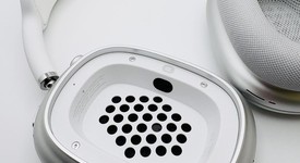 Used
													Apple AirPods Max - Silver, photo 2 of 9