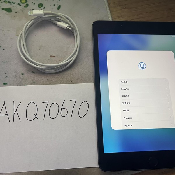 Apple iPad Mini (5th Gen) - Wi-Fi, 64 GB, Gray