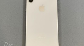 Fair
													Apple iPhone Xs - Unlocked, Silver, 64 GB, A1920, photo 1 of 3
