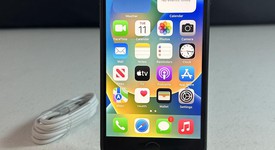 Mint
													Apple iPhone SE 3rd Gen 2022 - Unlocked, Midnight, 64 GB, A2595, photo 1 of 14